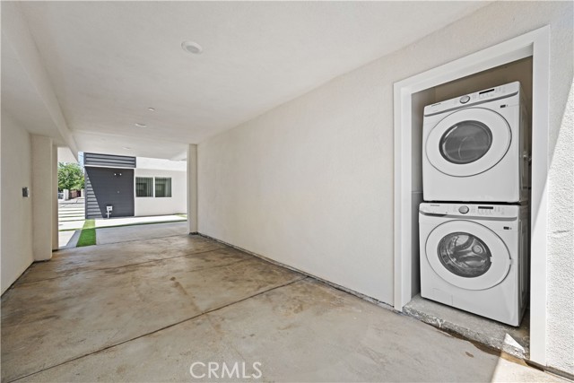 Detail Gallery Image 32 of 69 For 5218 Auckland Ave, Toluca Lake,  CA 91601 - – Beds | – Baths