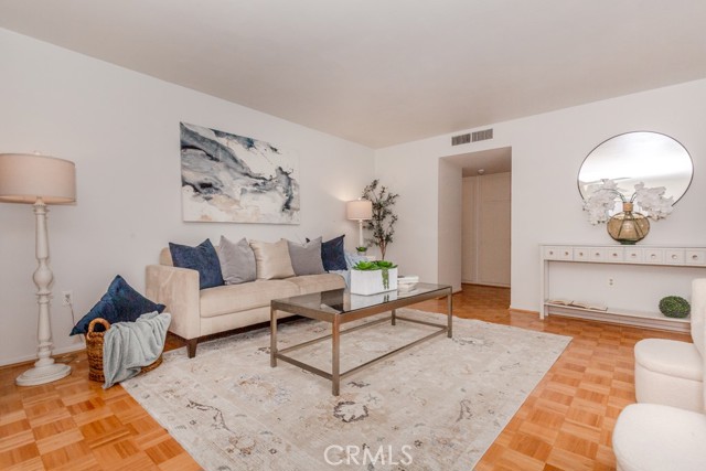 Detail Gallery Image 5 of 30 For 28613 W Worcester Rd, Menifee,  CA 92586 - 2 Beds | 2 Baths