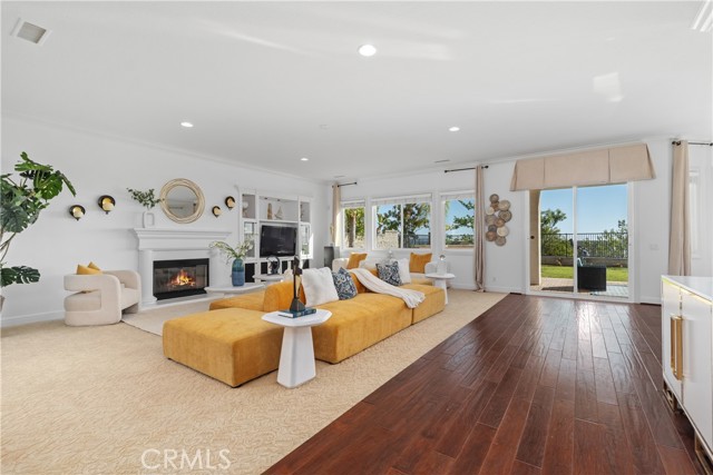 Detail Gallery Image 8 of 42 For 18754 Turfway Park, Yorba Linda,  CA 92886 - 4 Beds | 4 Baths