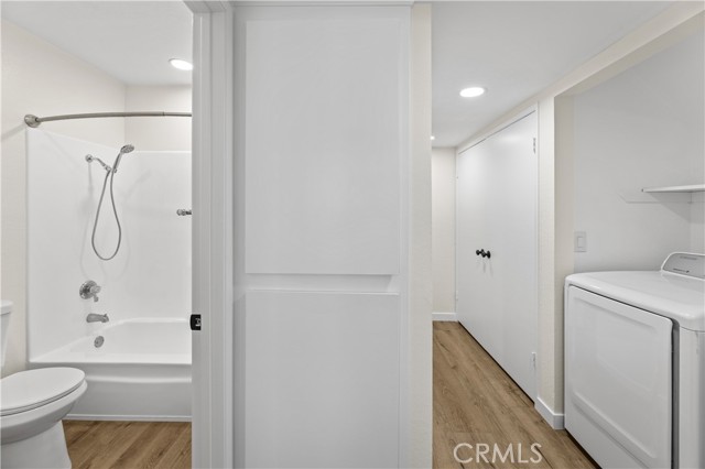 Detail Gallery Image 8 of 28 For 51 Golden Glen St #1,  Irvine,  CA 92604 - 3 Beds | 2 Baths