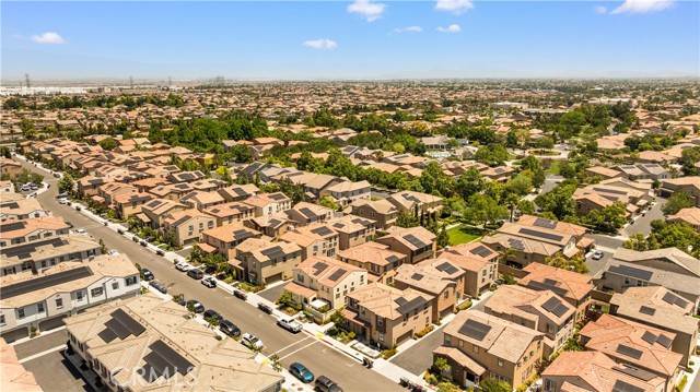 7133 Montecito Lane, Eastvale CA: https://media.crmls.org/medias/2a5e4a31-378c-40fe-a127-edc3d9fa9d61.jpg