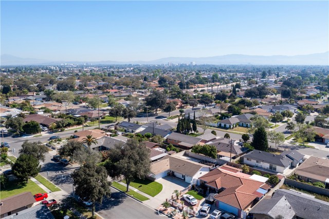 Detail Gallery Image 36 of 40 For 1117 S Arapaho, Santa Ana,  CA 92704 - 3 Beds | 2 Baths