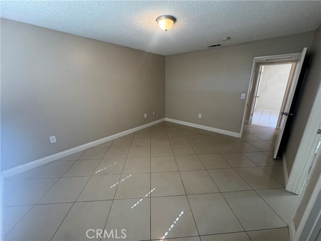 873 Kristin Lane, Hemet CA: https://media.crmls.org/medias/2a5fd718-413d-4e9b-a2b8-e0b8a10693a6.jpg