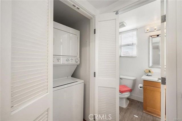 Detail Gallery Image 15 of 45 For 576 S Brea Bld, Brea,  CA 92821 - 2 Beds | 2/1 Baths