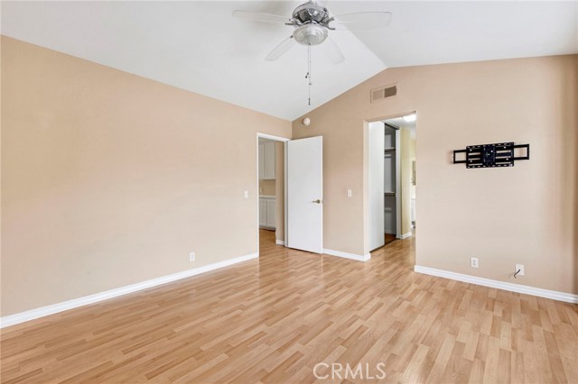 Image 9 of 17 For 970 Norwood Street