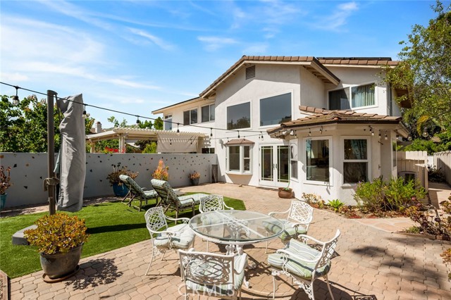 Detail Gallery Image 1 of 23 For 12542 San Bruno, San Diego,  CA 92130 - 3 Beds | 3 Baths