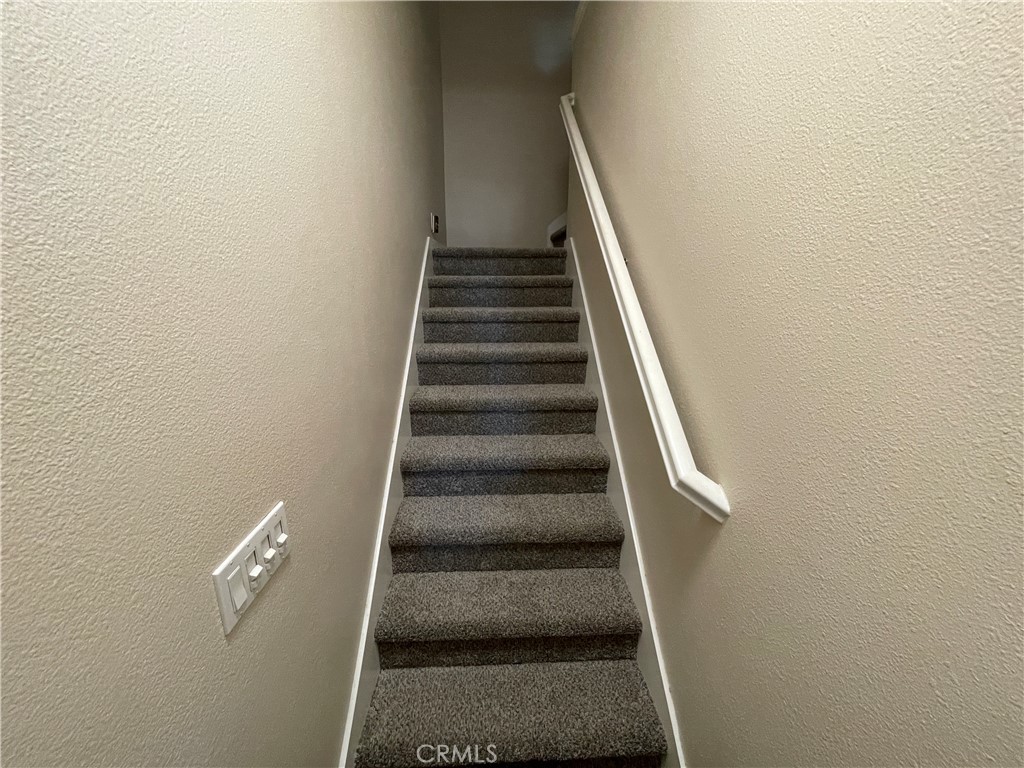 https://media.crmls.org/medias/2a61852c-08de-45cb-bb92-76505016ec5e.jpg?preset=X-Large
