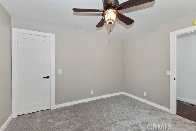 Detail Gallery Image 17 of 32 For 23984 Straight Way, Crestline,  CA 92325 - 2 Beds | 1 Baths