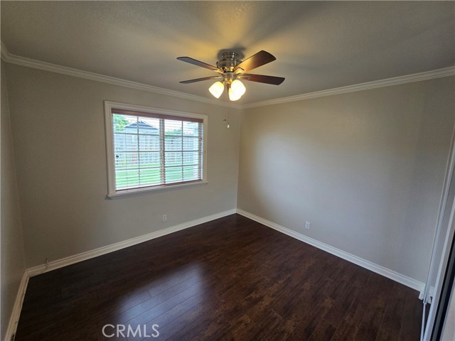 Detail Gallery Image 11 of 33 For 6792 Sylvia Dr, Huntington Beach,  CA 92647 - 4 Beds | 2 Baths
