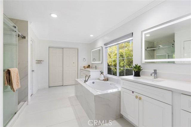 Detail Gallery Image 14 of 31 For 98 Winslow, Irvine,  CA 92620 - 4 Beds | 3/1 Baths