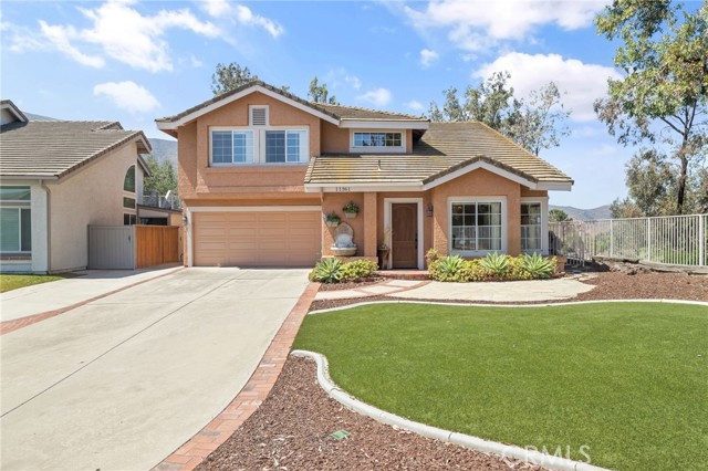 Image 3 of 70 For 11361 Foxglove Lane