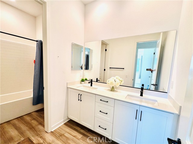 Detail Gallery Image 23 of 28 For 147 Culture, Irvine,  CA 92618 - 4 Beds | 3 Baths