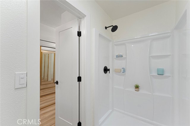 Detail Gallery Image 15 of 21 For 125 N Allen, Pasadena,  CA 91106 - 2 Beds | 2 Baths