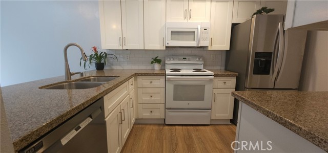 5440 Baltimore Drive, La Mesa CA: https://media.crmls.org/medias/2a67b508-3006-45e8-a3e7-779e3b619c02.jpg