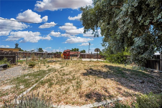 Detail Gallery Image 35 of 38 For 35015 Avenue G, Yucaipa,  CA 92399 - 5 Beds | 3 Baths