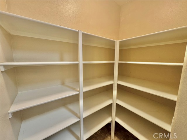 Detail Gallery Image 14 of 49 For 4024 Quartzite Ln, San Bernardino,  CA 92407 - 3 Beds | 2 Baths