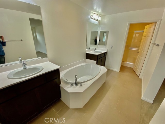 Detail Gallery Image 12 of 21 For 2643 E Foothill Bld #301,  Glendora,  CA 91740 - 3 Beds | 2/1 Baths