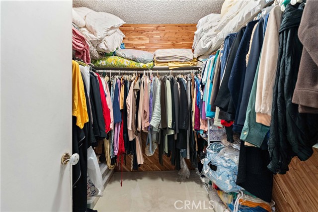 Detail Gallery Image 18 of 42 For 11944 Briarvale, Studio City,  CA 91604 - 5 Beds | 4 Baths