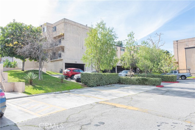 Detail Gallery Image 12 of 16 For 1705 Neil Armstrong St #106,  Montebello,  CA 90640 - 2 Beds | 1 Baths