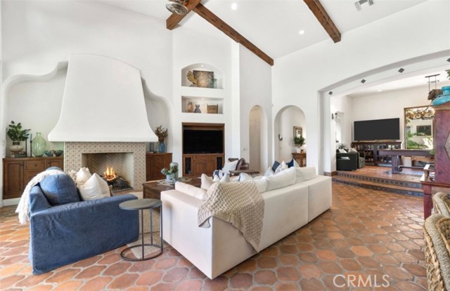 Detail Gallery Image 6 of 49 For 56145 Village Dr, La Quinta,  CA 92253 - 3 Beds | 3/1 Baths