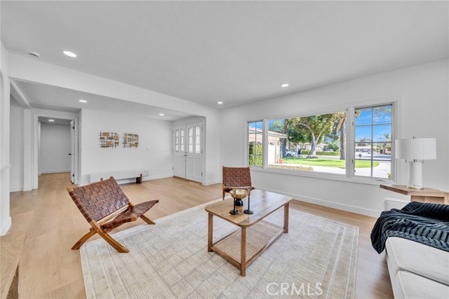 1321 S 8th Avenue, Arcadia CA: https://media.crmls.org/medias/2a6b049b-1ac8-4cd3-9fa7-b50e9e363181.jpg