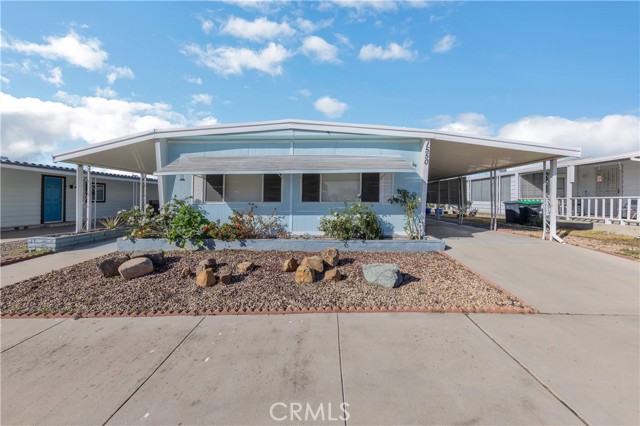 Detail Gallery Image 2 of 34 For 1550 San Vicente, Hemet,  CA 92543 - 2 Beds | 2 Baths