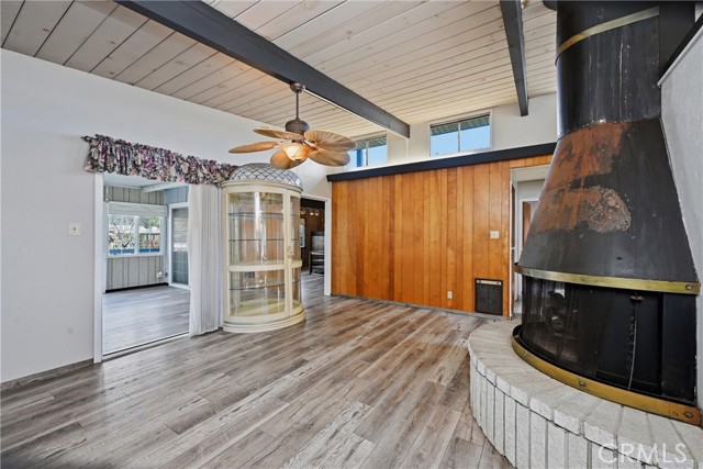 Detail Gallery Image 4 of 39 For 12762 Shoreview Dr, Clearlake Oaks,  CA 95423 - 2 Beds | 2 Baths