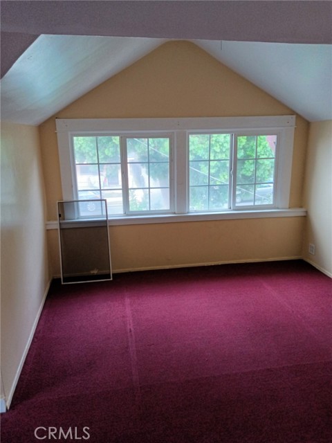 Detail Gallery Image 6 of 10 For 860 W 43rd Pl, Los Angeles,  CA 90037 - 3 Beds | 1 Baths