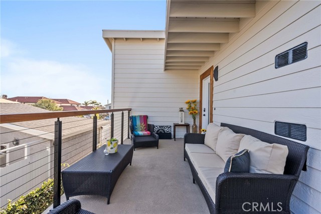 Detail Gallery Image 4 of 39 For 34402 via San Juan #B,  Dana Point,  CA 92624 - 2 Beds | 2 Baths
