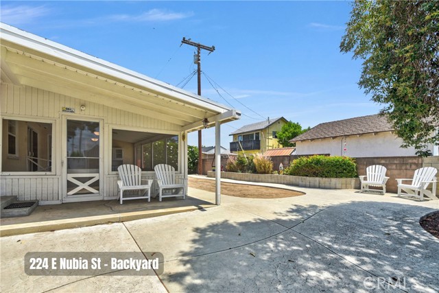 224 E Nubia Street, Covina CA: https://media.crmls.org/medias/2a6d6a8e-4e94-4983-9299-8cc26a5d3c65.jpg