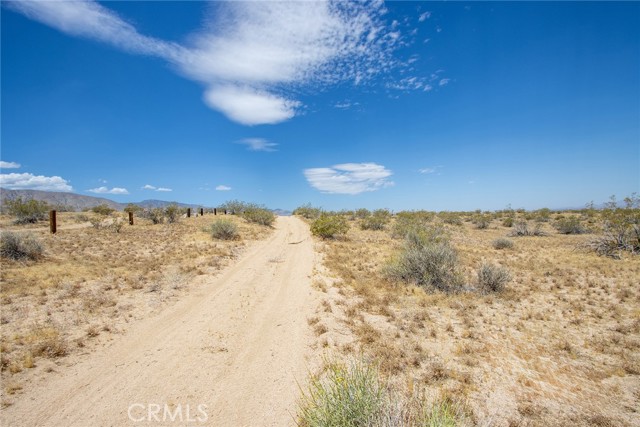 Detail Gallery Image 1 of 20 For 49000 Manzanita Dr, Johnson Valley,  CA 92285 - – Beds | – Baths