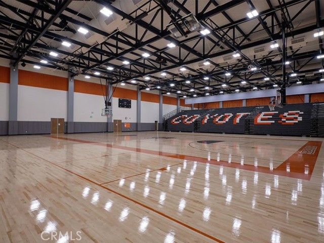 Castaic high school gym