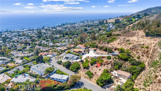 Detail Gallery Image 1 of 27 For 336 Lookout Dr, Laguna Beach,  CA 92651 - – Beds | – Baths