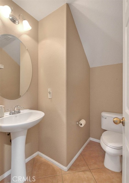 Detail Gallery Image 18 of 42 For 36644 Bay Hill Dr, Beaumont,  CA 92223 - 4 Beds | 3/1 Baths