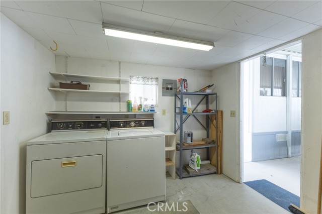 Detail Gallery Image 17 of 66 For 1295 S Cawston Ave #433,  Riverside,  CA 92545 - 1 Beds | 1 Baths