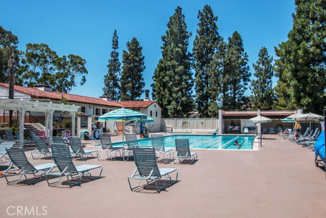 5371 Punta Alta, Laguna Woods CA: https://media.crmls.org/medias/2a70c1bd-dc7b-49c2-a508-2bff8d54703d.jpg