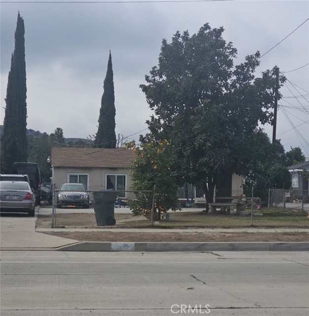 Listing Details for 1435 Hamilton Boulevard, Pomona, CA 91766