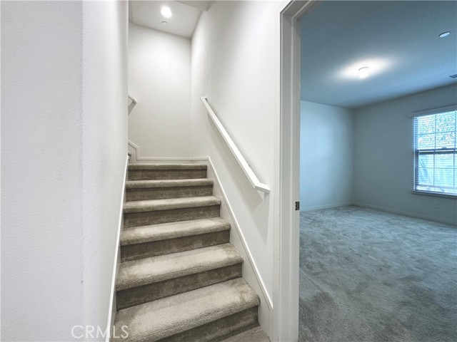 129 Briarberry, Irvine CA: https://media.crmls.org/medias/2a711d5e-bf6e-40ae-afa9-4a06be9e7861.jpg