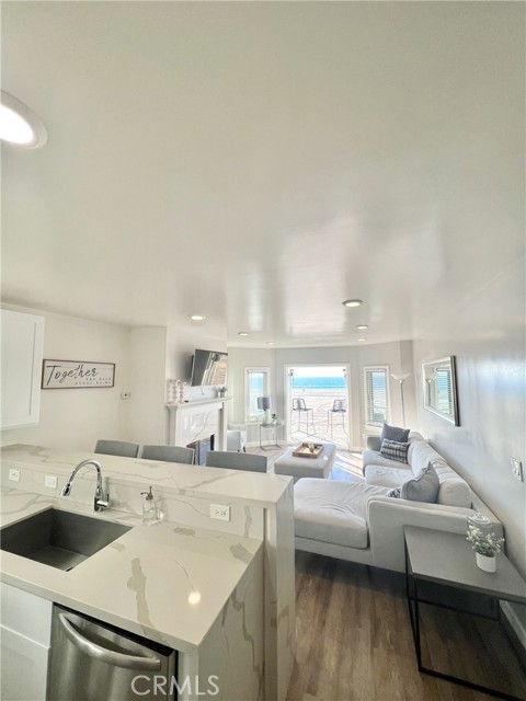 1836 The Strand, Hermosa Beach, California 90254, 11 Bedrooms Bedrooms, 0 ,7 BathroomsBathrooms,Residential,For Sale,The Strand,0,SB26184356