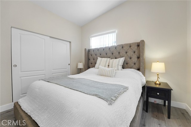 Detail Gallery Image 8 of 25 For 8250 Lankershim Bld #122,  North Hollywood,  CA 91605 - 2 Beds | 2 Baths