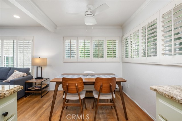 Detail Gallery Image 14 of 33 For 4185 Colfax Ave #D,  Studio City,  CA 91604 - 3 Beds | 3 Baths