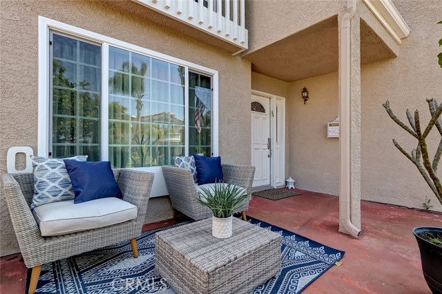 2210 Graham Avenue, Redondo Beach, California 90278, 4 Bedrooms Bedrooms, ,Residential,Sold,Graham,SB22075638