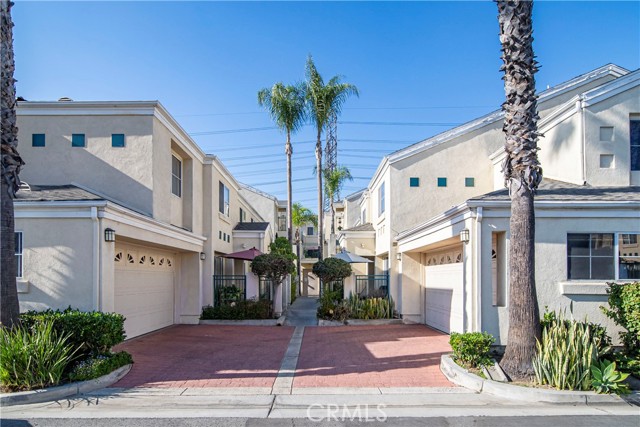 Detail Gallery Image 1 of 29 For 6358 Gage Ave #108,  Bell Gardens,  CA 90201 - 2 Beds | 2 Baths