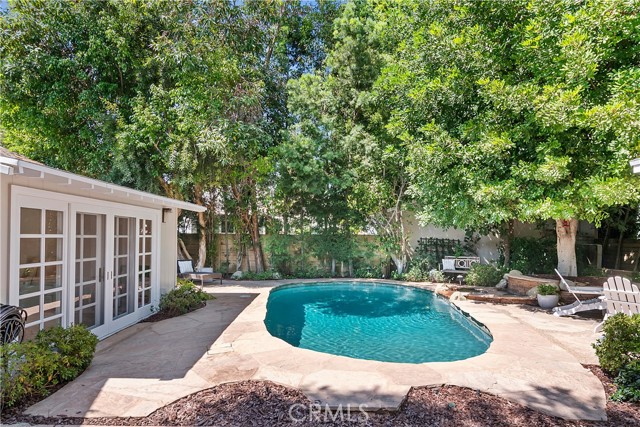 4634 Nagle Avenue, Sherman Oaks CA: https://media.crmls.org/medias/2a7344fb-5dd0-4e00-9a85-d798ed6be4fc.jpg