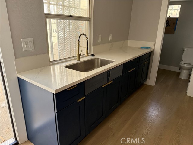 Detail Gallery Image 31 of 37 For 138 E 60th St, Los Angeles,  CA 90003 - – Beds | – Baths