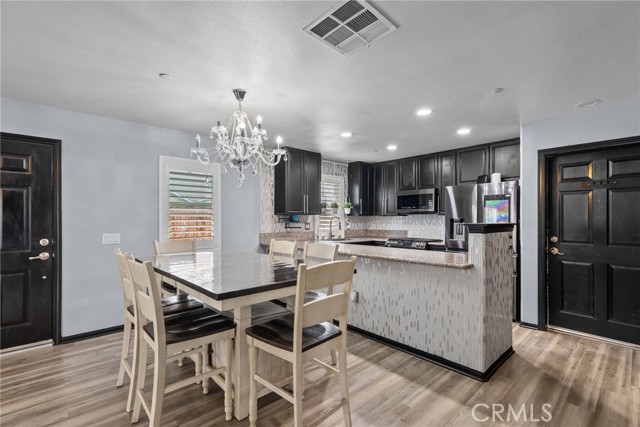 26120 Goldman Place, Saugus CA: https://media.crmls.org/medias/2a7433b3-9a30-4047-ab24-9b96dba405d2.jpg