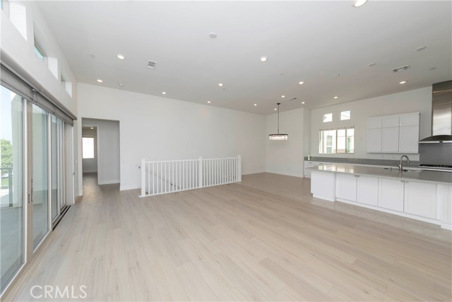 Detail Gallery Image 3 of 18 For 139 Terrapin, Irvine,  CA 92618 - 3 Beds | 2 Baths