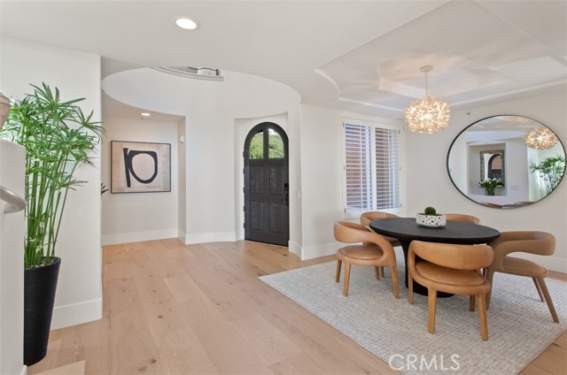 7 Suprema Drive, Newport Coast CA: https://media.crmls.org/medias/2a74dba6-52ee-4a46-9c60-cc6a689ebb16.jpg