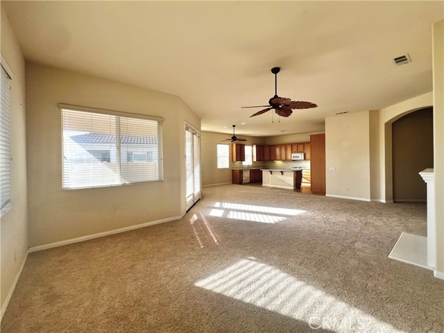 Detail Gallery Image 16 of 29 For 19533 Vermillion Ln, Apple Valley,  CA 92308 - 2 Beds | 2/1 Baths