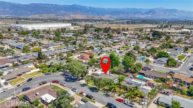 Detail Gallery Image 6 of 34 For 1365 N Chestnut, Rialto,  CA 92376 - 3 Beds | 2 Baths